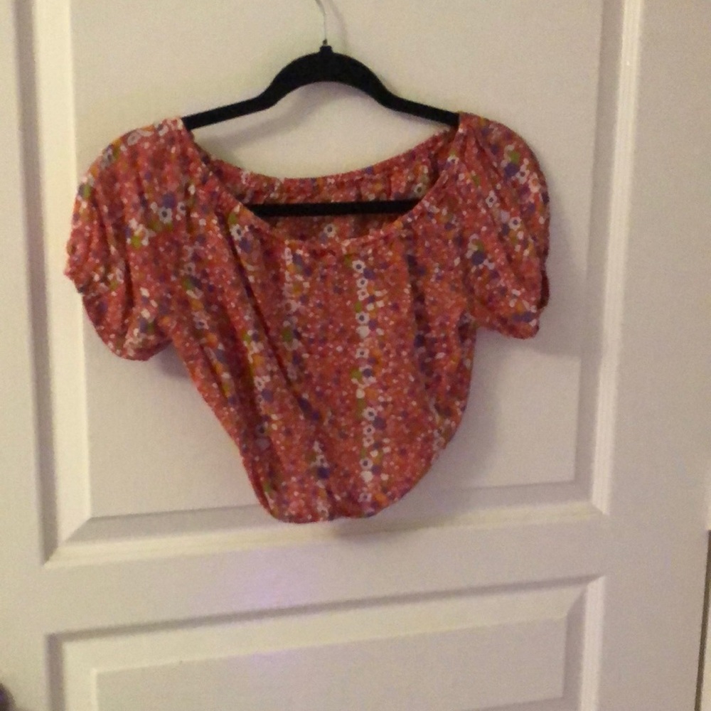 Floral off the shoulder cop top